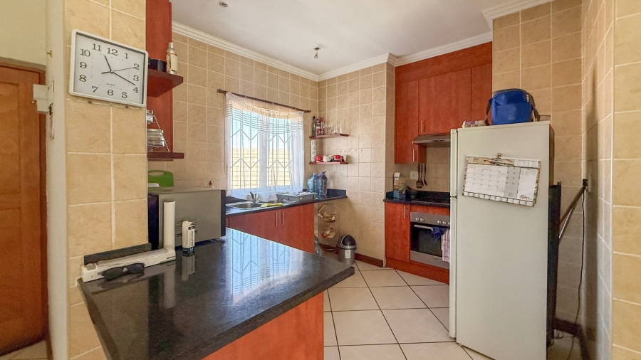 To Let 2 Bedroom Property for Rent in Melodie North West